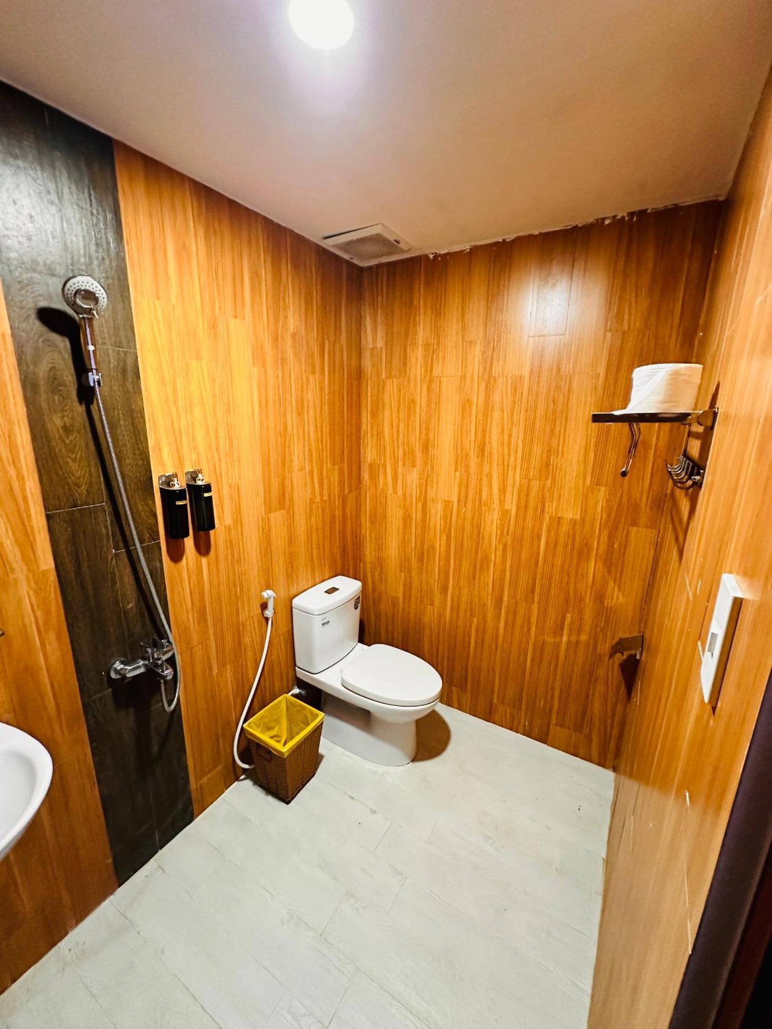 Bungalow Hotel Chi Khu Co Ong Exteriör bild