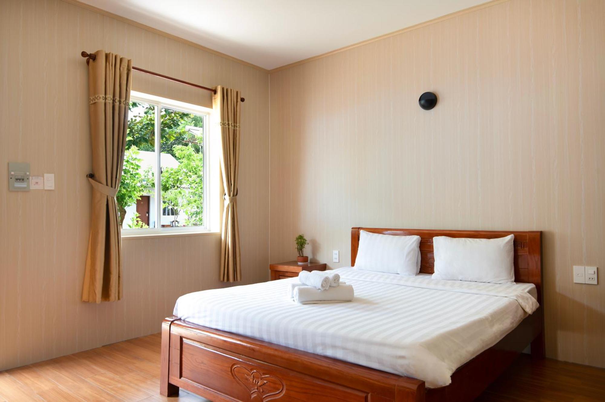Bungalow Hotel Chi Khu Co Ong Exteriör bild
