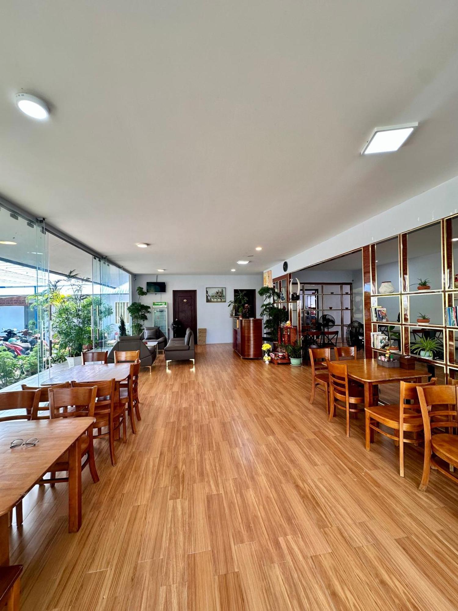 Bungalow Hotel Chi Khu Co Ong Exteriör bild
