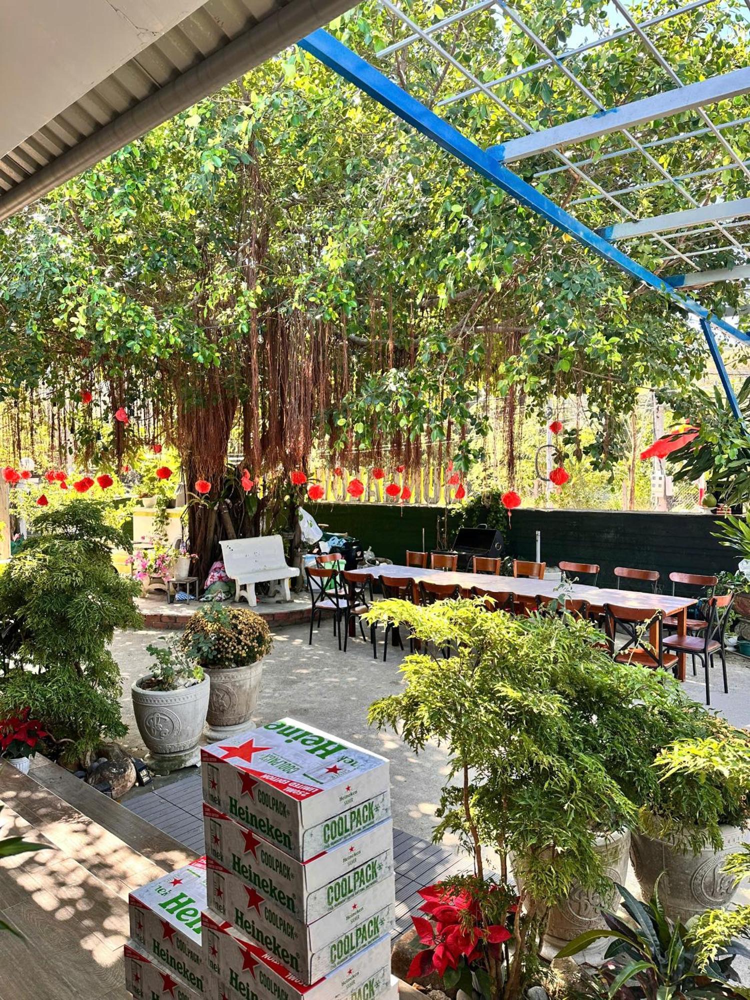 Bungalow Hotel Chi Khu Co Ong Exteriör bild